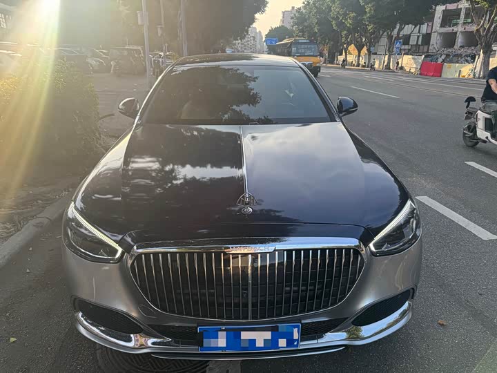 Фото 2 - Mercedes-Benz Maybach S-Class