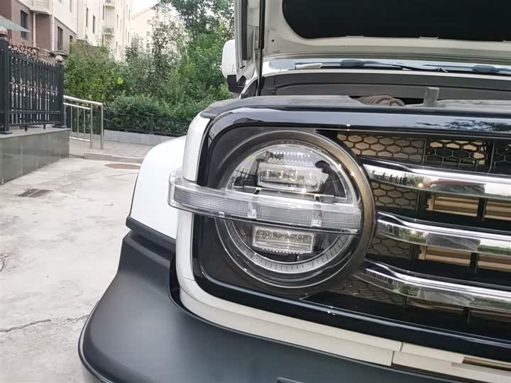 Фото 27 - Tank 300