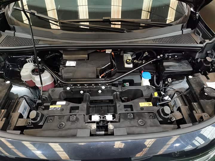 Фото 10 - Volkswagen ID.6 Crozz