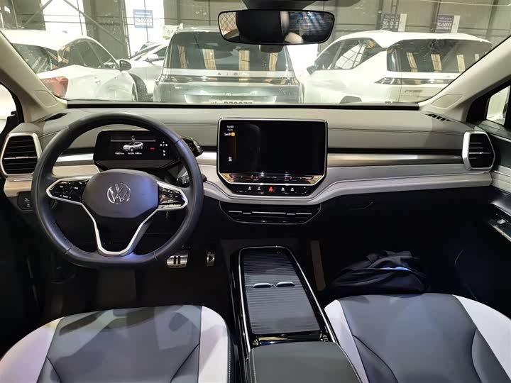 Фото 12 - Volkswagen ID.6 Crozz