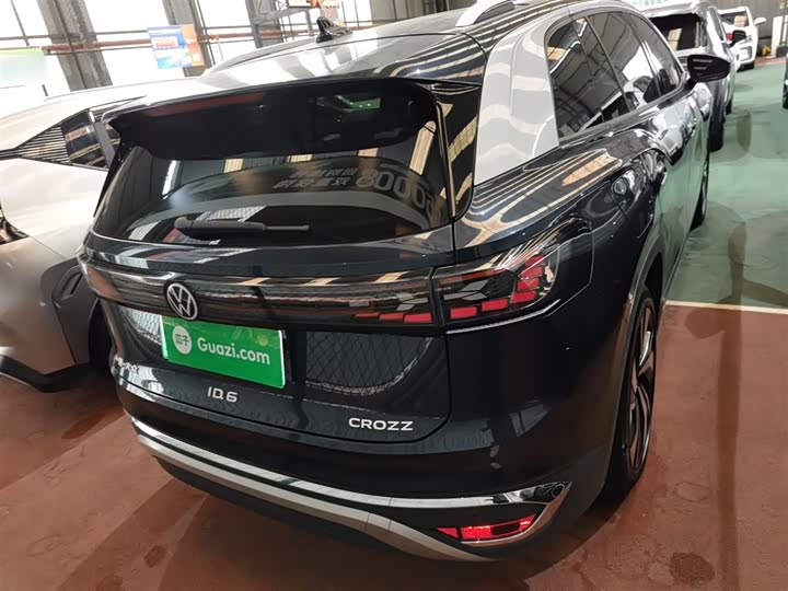 Фото 22 - Volkswagen ID.6 Crozz