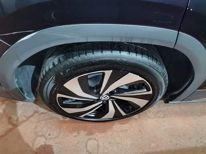 Фото 26 - Volkswagen ID.6 Crozz