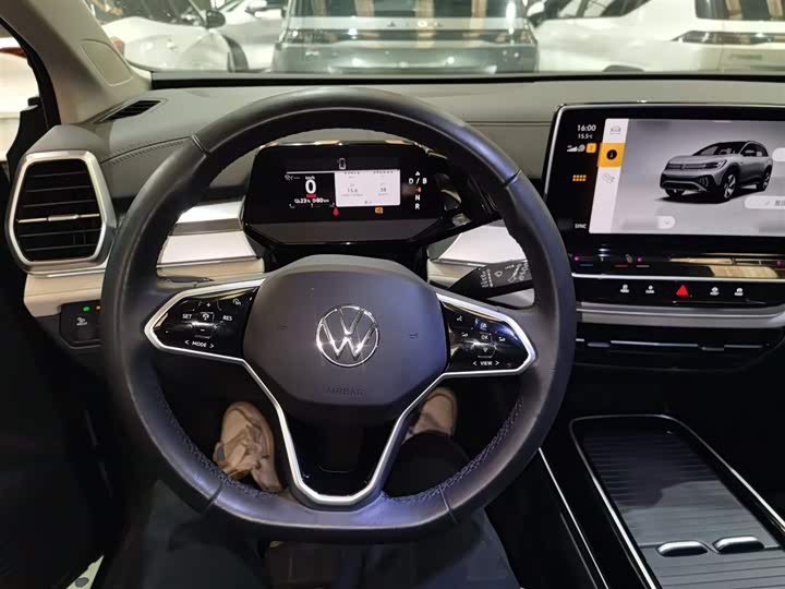 Фото 3 - Volkswagen ID.6 Crozz