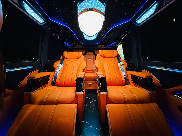 Фото 14 - Mercedes-Benz Vito