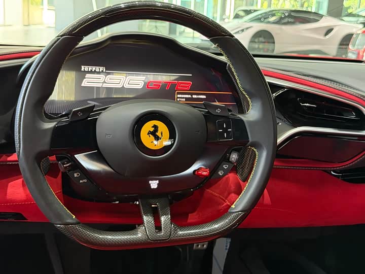 Фото 5 - Ferrari 296