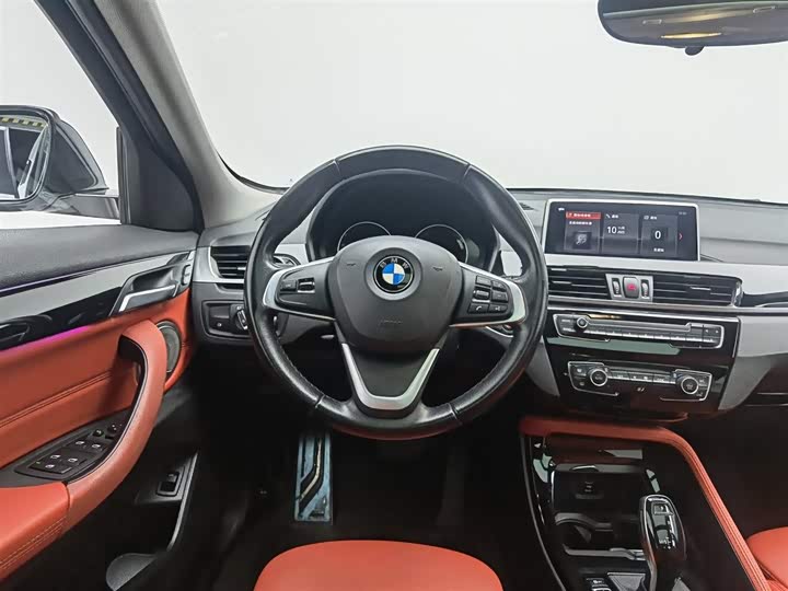 Фото 11 - BMW X2