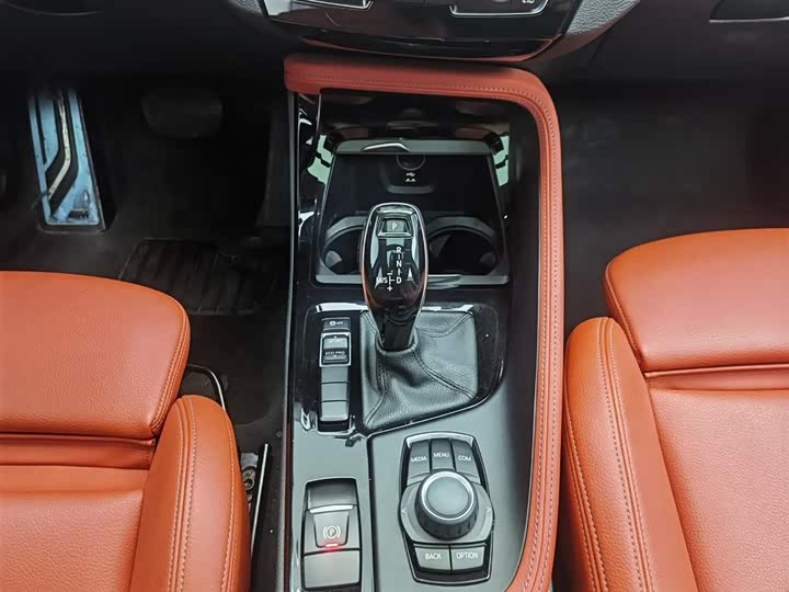 Фото 13 - BMW X2