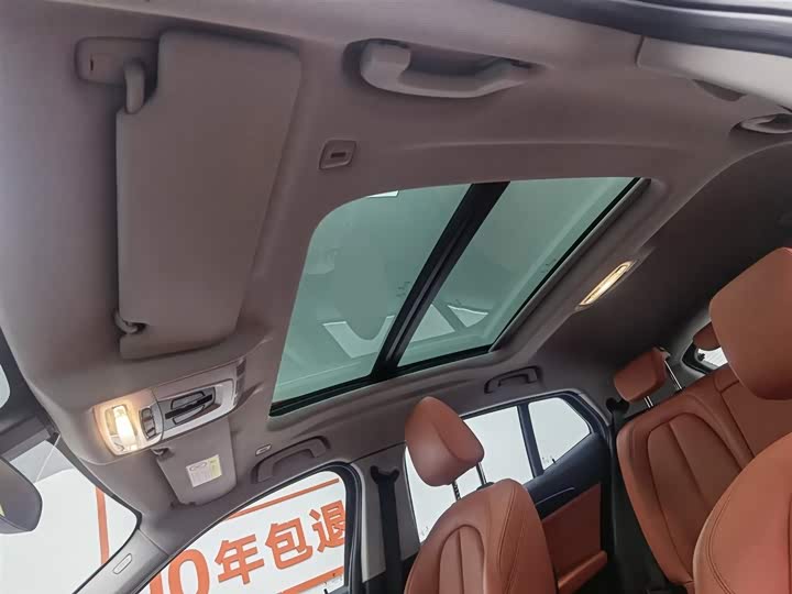 Фото 14 - BMW X2