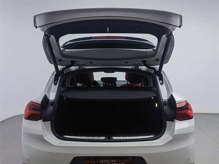 Фото 16 - BMW X2