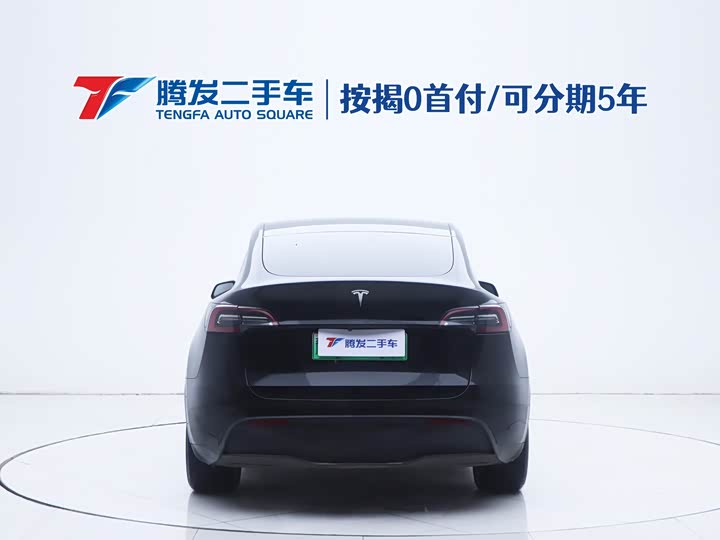 Фото 4 - Tesla Model Y