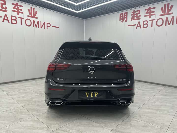 Фото 9 - Volkswagen Golf