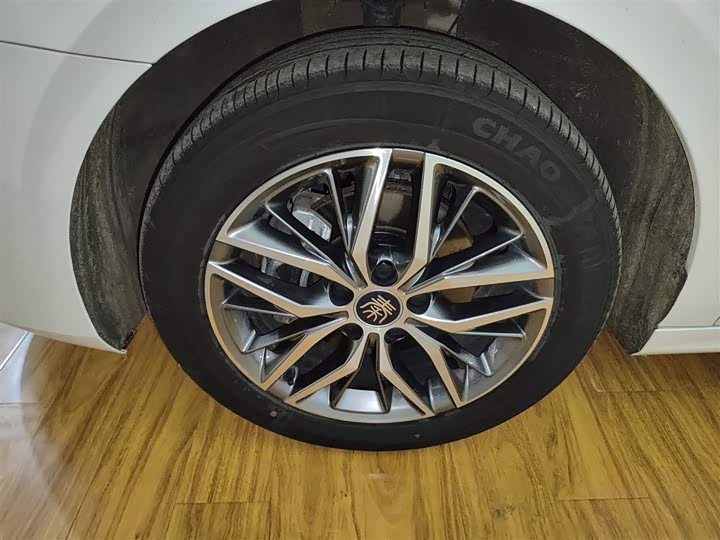 Фото 23 - BYD Qin Plus