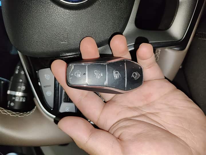 Фото 9 - BYD Qin Plus