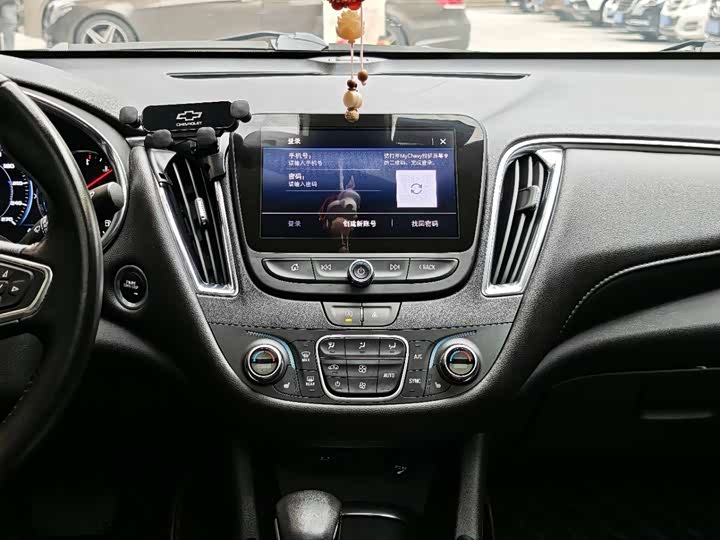 Фото 17 - Chevrolet Malibu XL