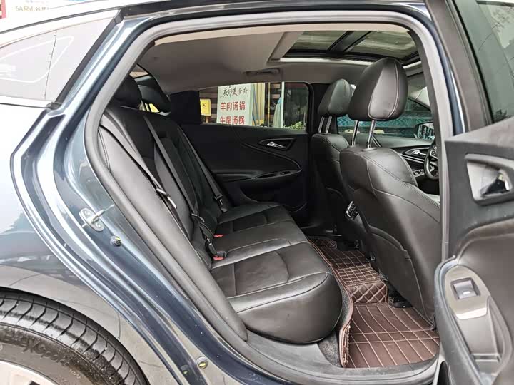 Фото 24 - Chevrolet Malibu XL