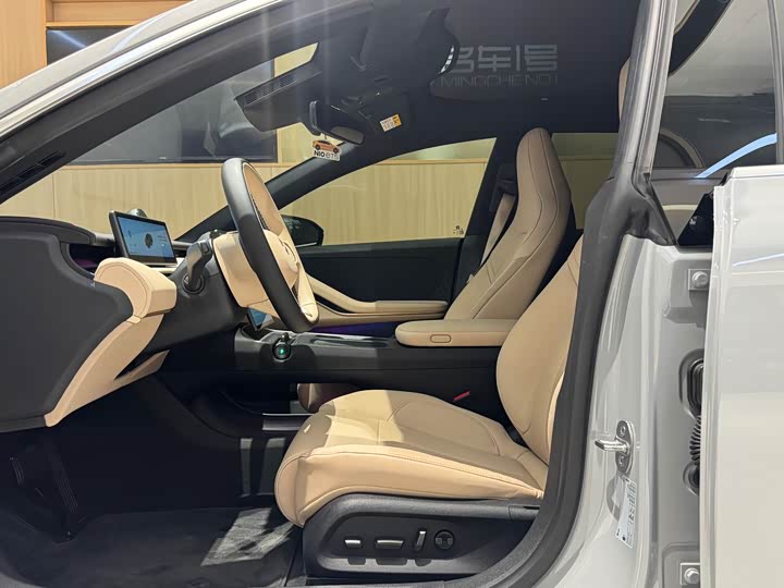 Фото 9 - Nio ET5