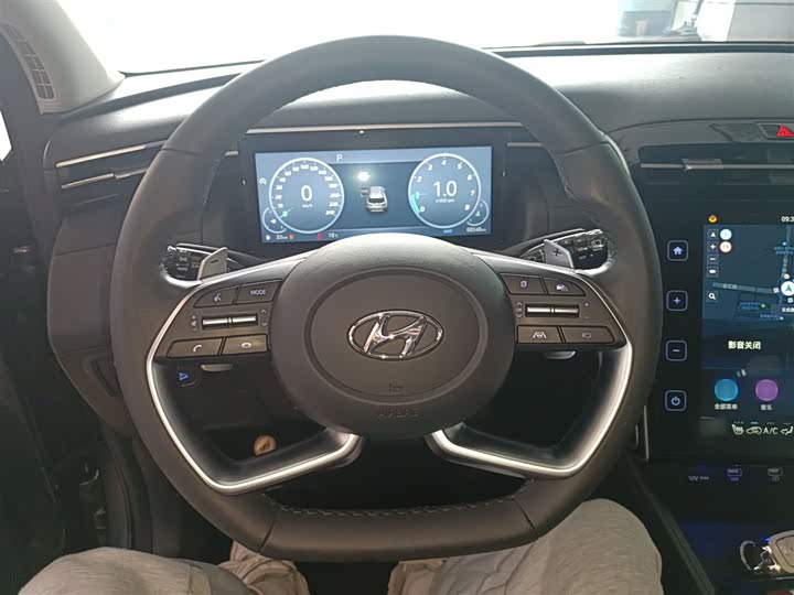 Фото 11 - Hyundai Tucson L