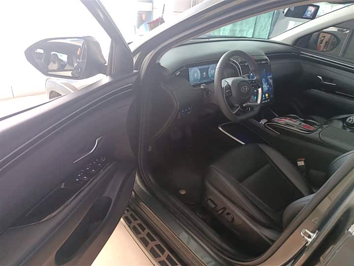 Фото 16 - Hyundai Tucson L