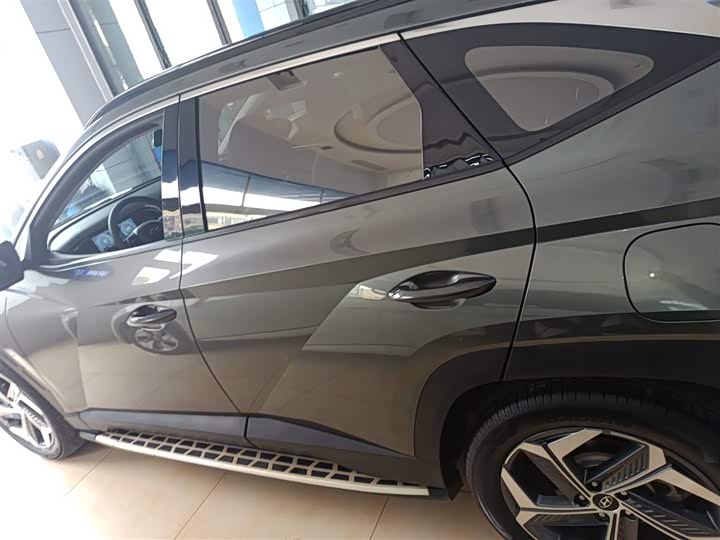 Фото 5 - Hyundai Tucson L