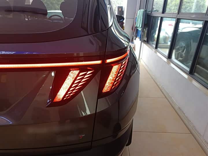 Фото 8 - Hyundai Tucson L