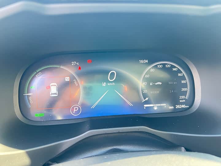 Фото 15 - Toyota RAV4