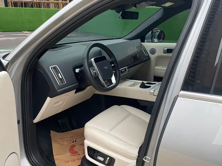 Фото 4 - LiXiang L8