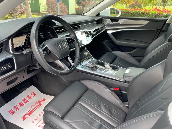 Фото 7 - Audi A7