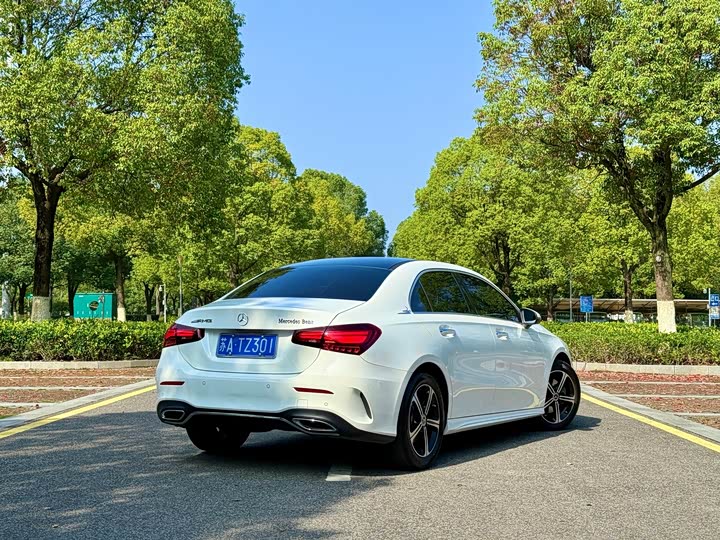 Фото 4 - Mercedes-Benz A-Class