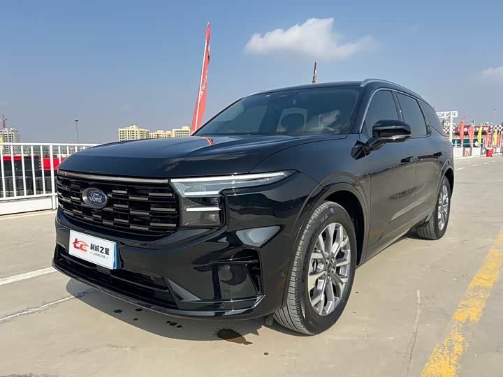 Фото 2 - Ford Edge