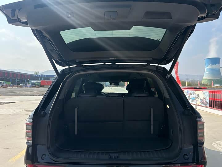 Фото 8 - Ford Edge