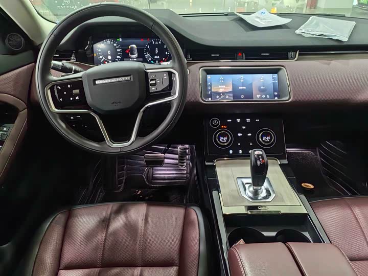 Фото 10 - Land Rover Range Rover Evoque L