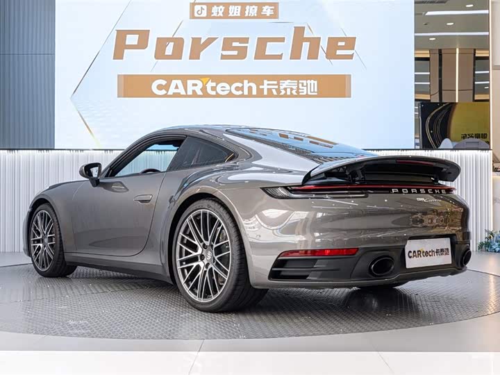 Фото 4 - Porsche 911