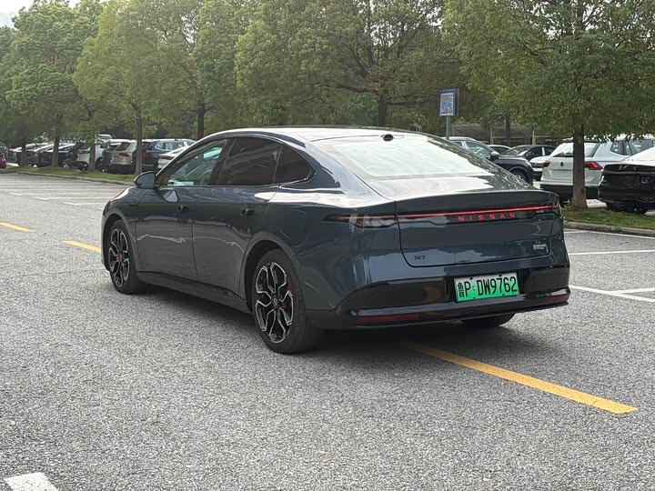 Фото 7 - Nissan N7