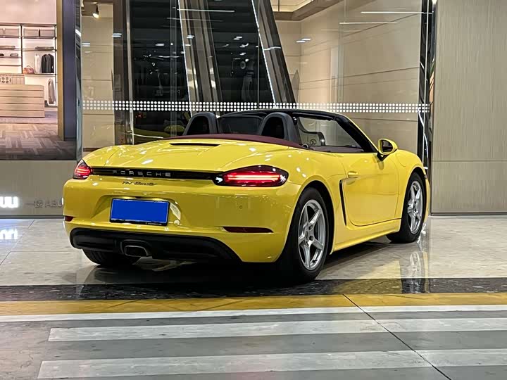 Фото 11 - Porsche 718