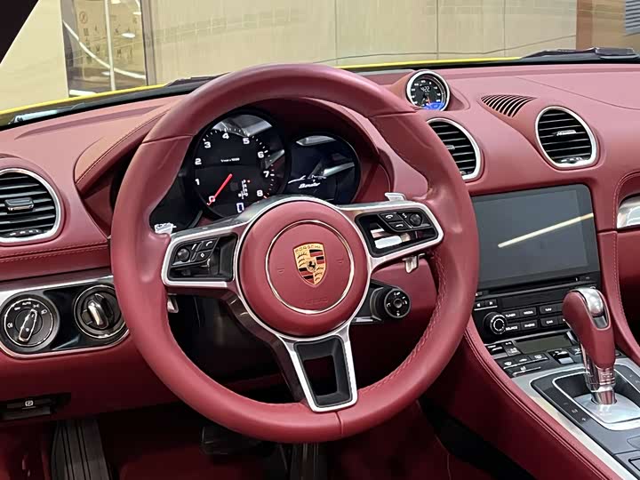 Фото 12 - Porsche 718