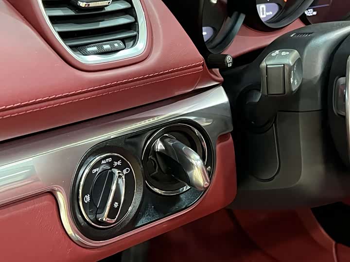 Фото 13 - Porsche 718