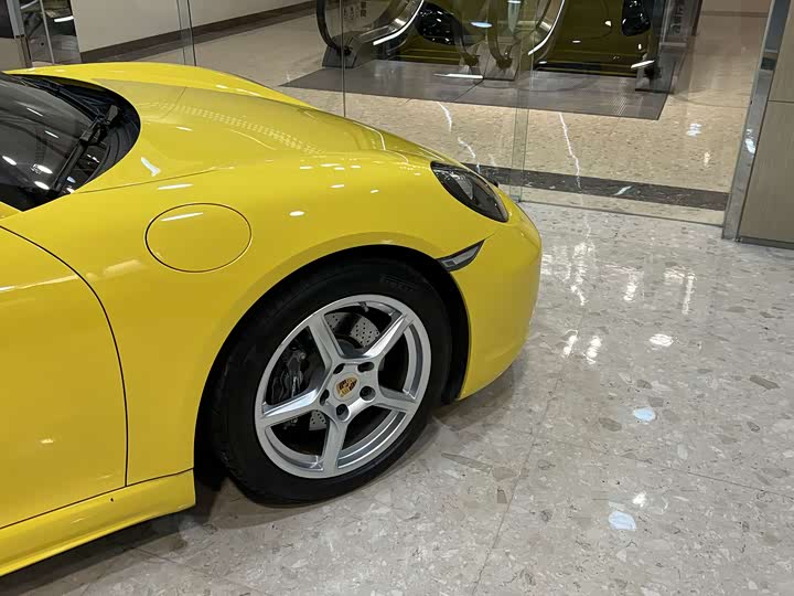 Фото 4 - Porsche 718