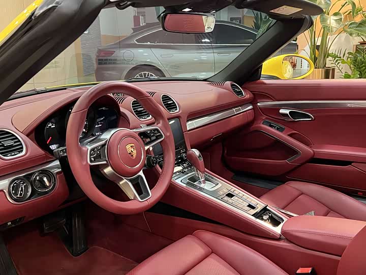 Фото 7 - Porsche 718