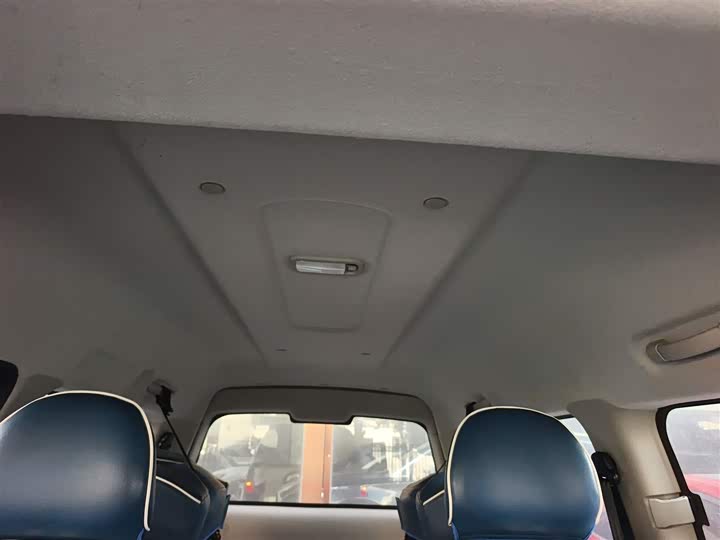 Фото 18 - Dongfeng Forthing Lingzhi M5