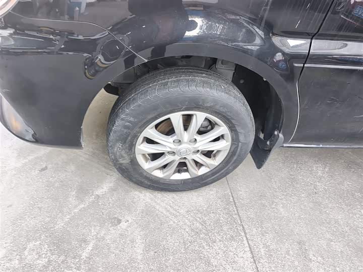 Фото 23 - Dongfeng Forthing Lingzhi M5