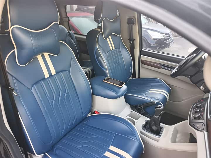 Фото 25 - Dongfeng Forthing Lingzhi M5