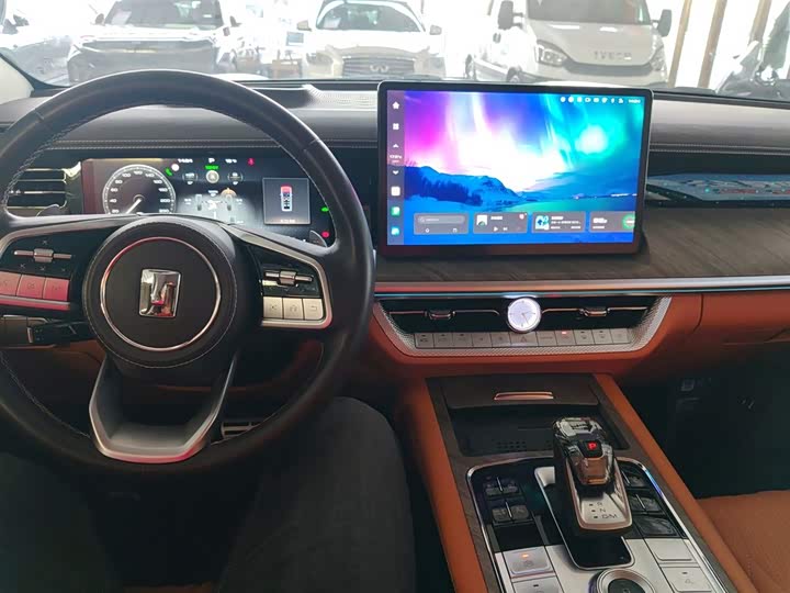 Фото 10 - Tank 500 Hybrid