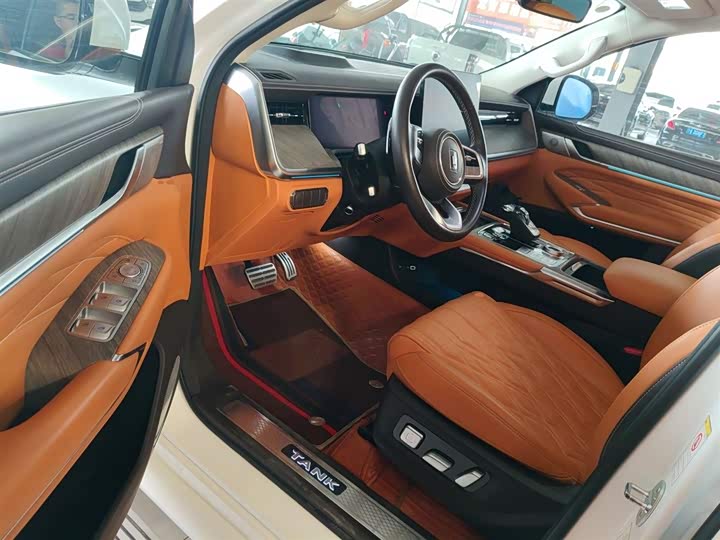 Фото 16 - Tank 500 Hybrid