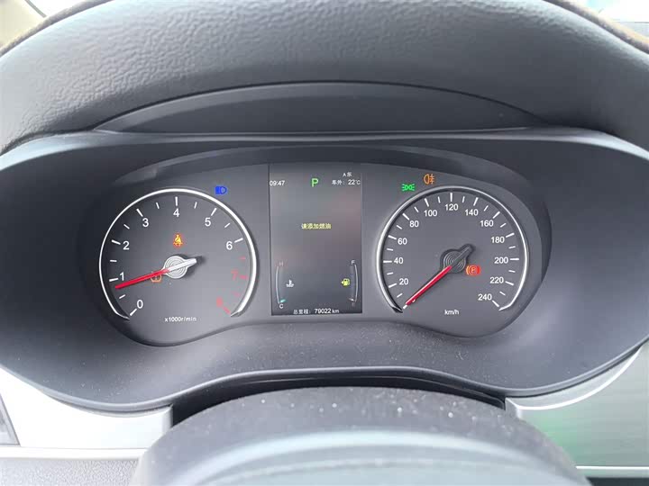 Фото 12 - BYD Song Max