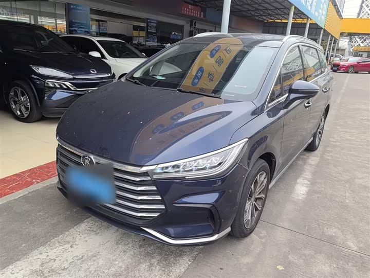 Фото 2 - BYD Song Max