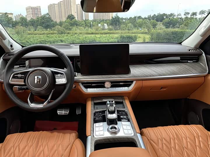 Фото 8 - Tank 500