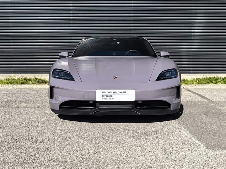 Фото 8 - Porsche Taycan