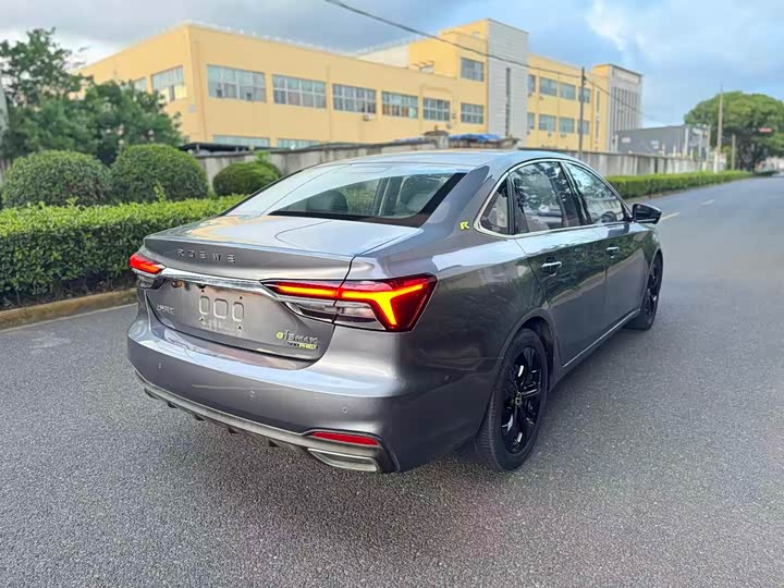 Фото 7 - Roewe i6 Max EV