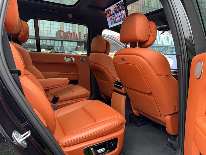 Фото 12 - LiXiang L9