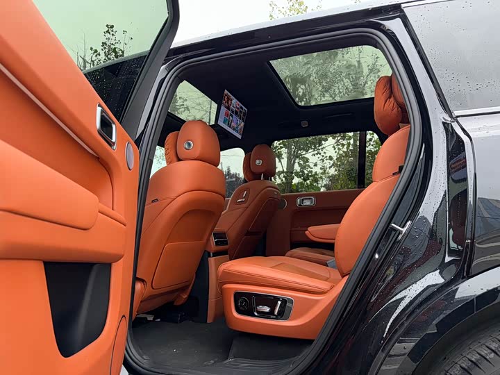 Фото 8 - LiXiang L9